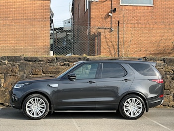 Used Land Rover Discovery 2017 for sale - 77882245: Photo