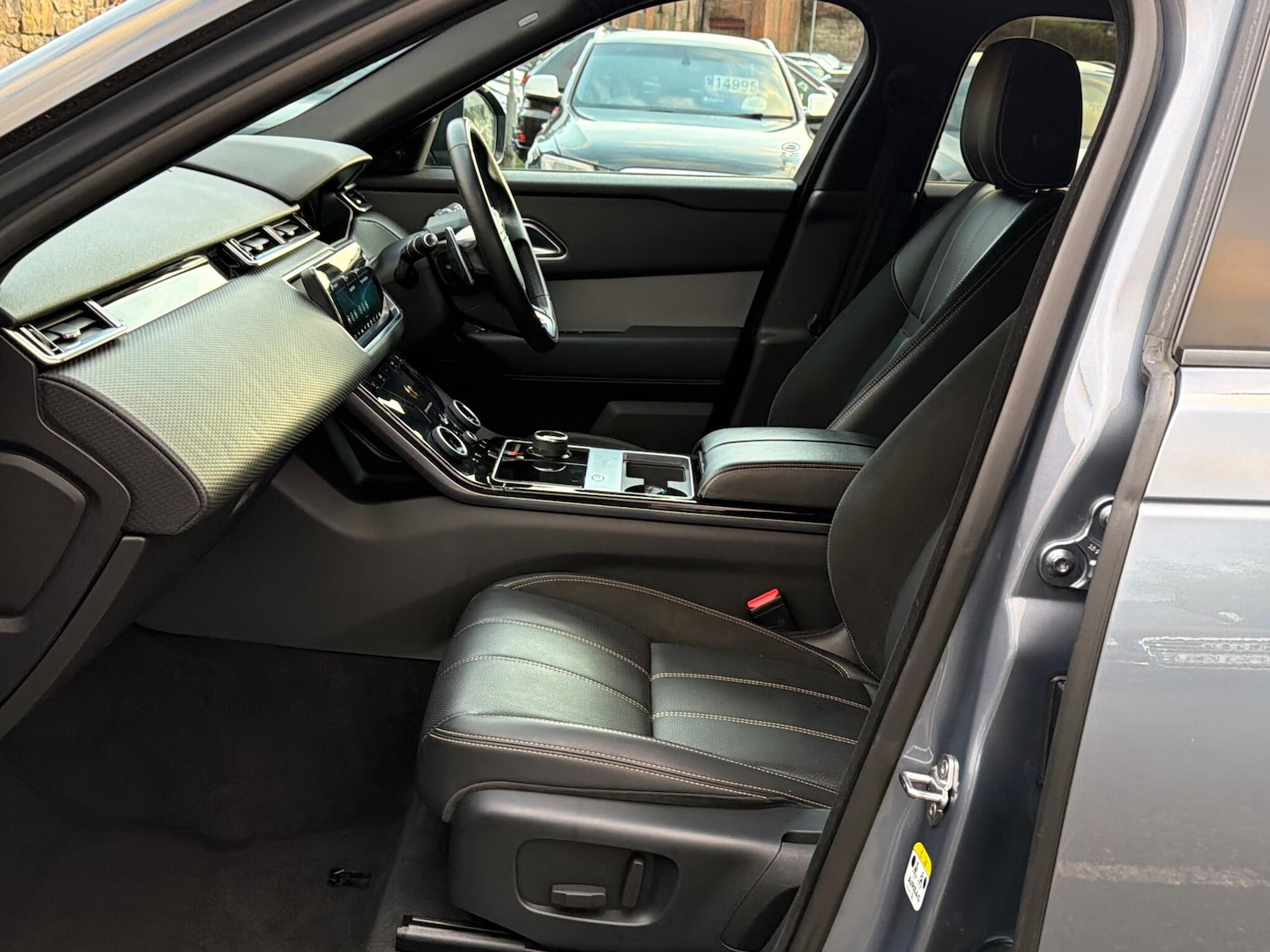 Used Land Rover Range Rover Velar 2018 for sale - 76550018: Photo 14