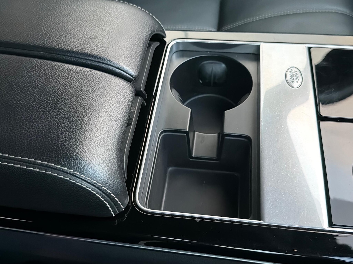 Used Land Rover Range Rover Velar 2018 for sale - 76550018: Photo 28