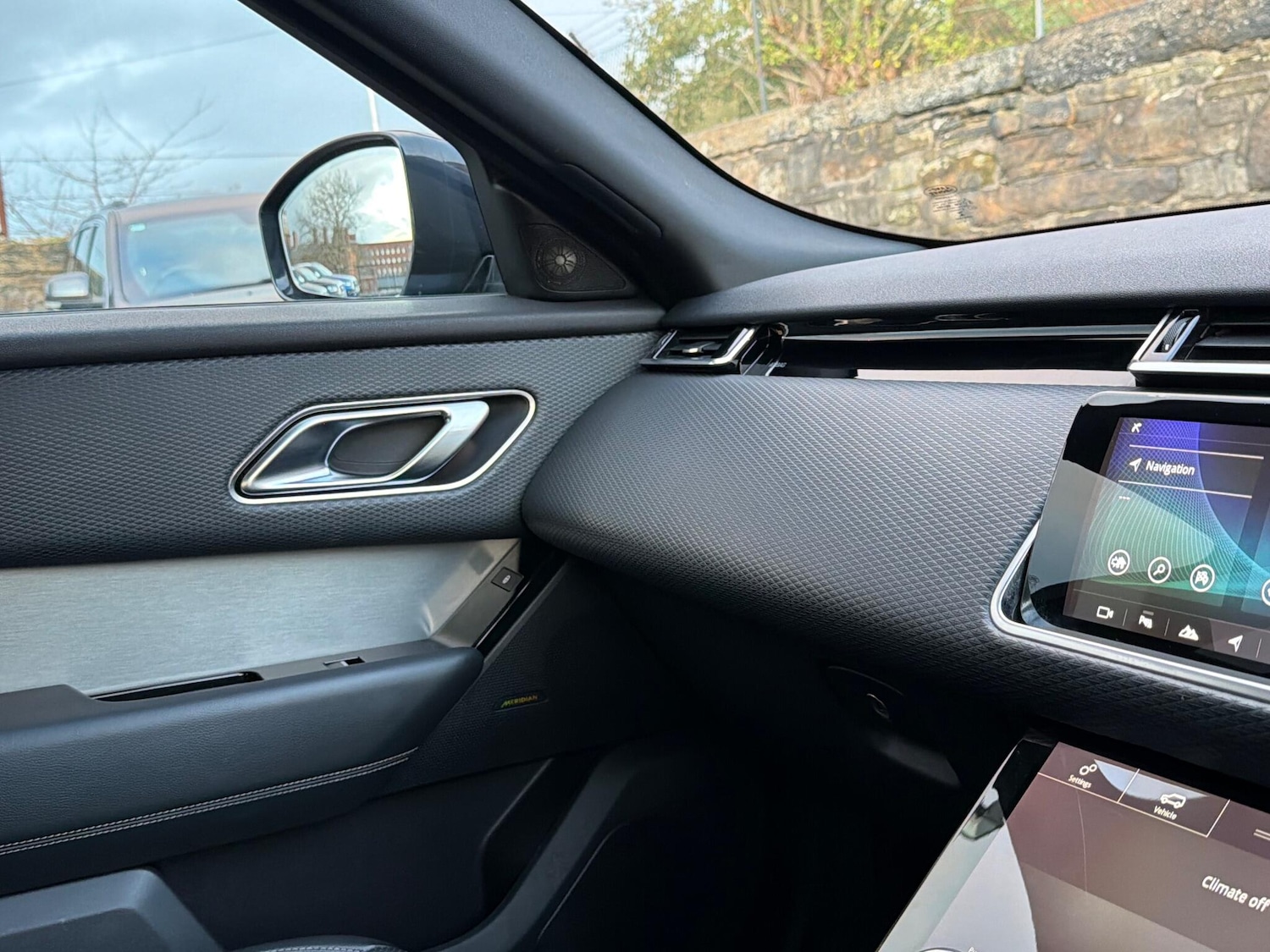 Used Land Rover Range Rover Velar 2018 for sale - 76550018: Photo 32