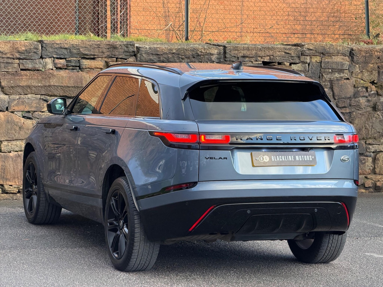 Used Land Rover Range Rover Velar 2018 for sale - 76550018: Photo 5