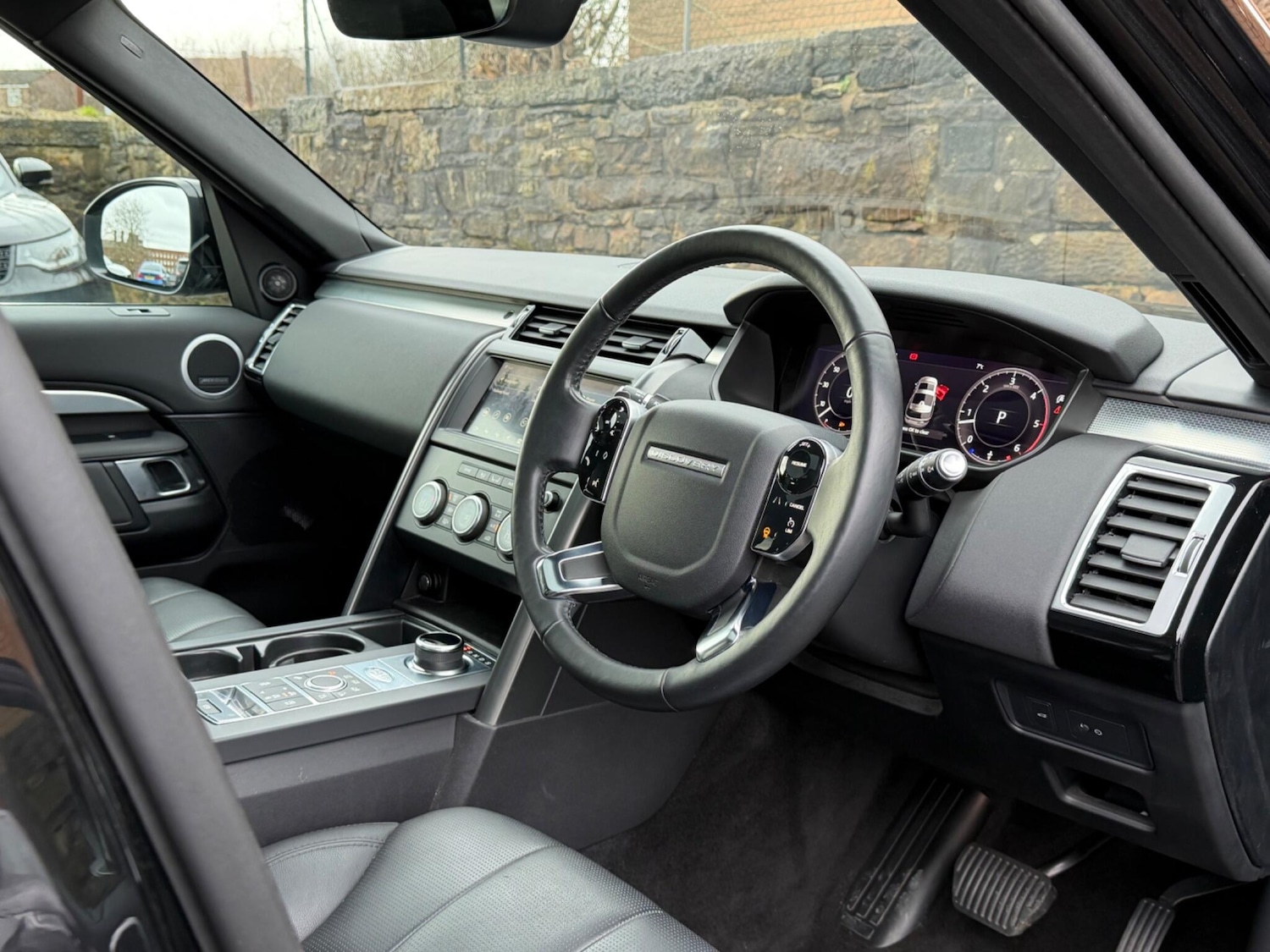 Used Land Rover Discovery 2020 for sale - 77468150: Photo 13