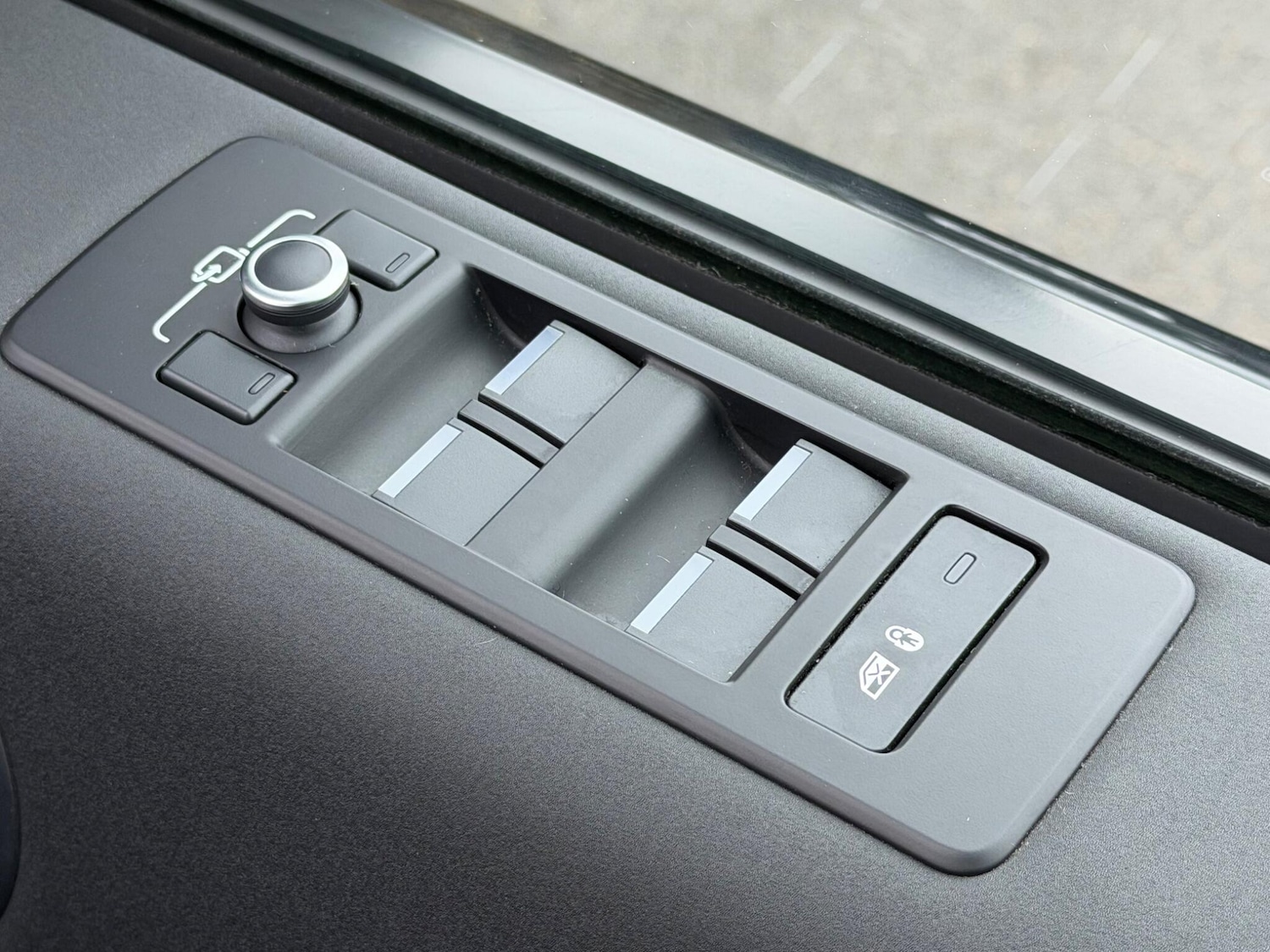 Used Land Rover Discovery 2020 for sale - 77468150: Photo 52