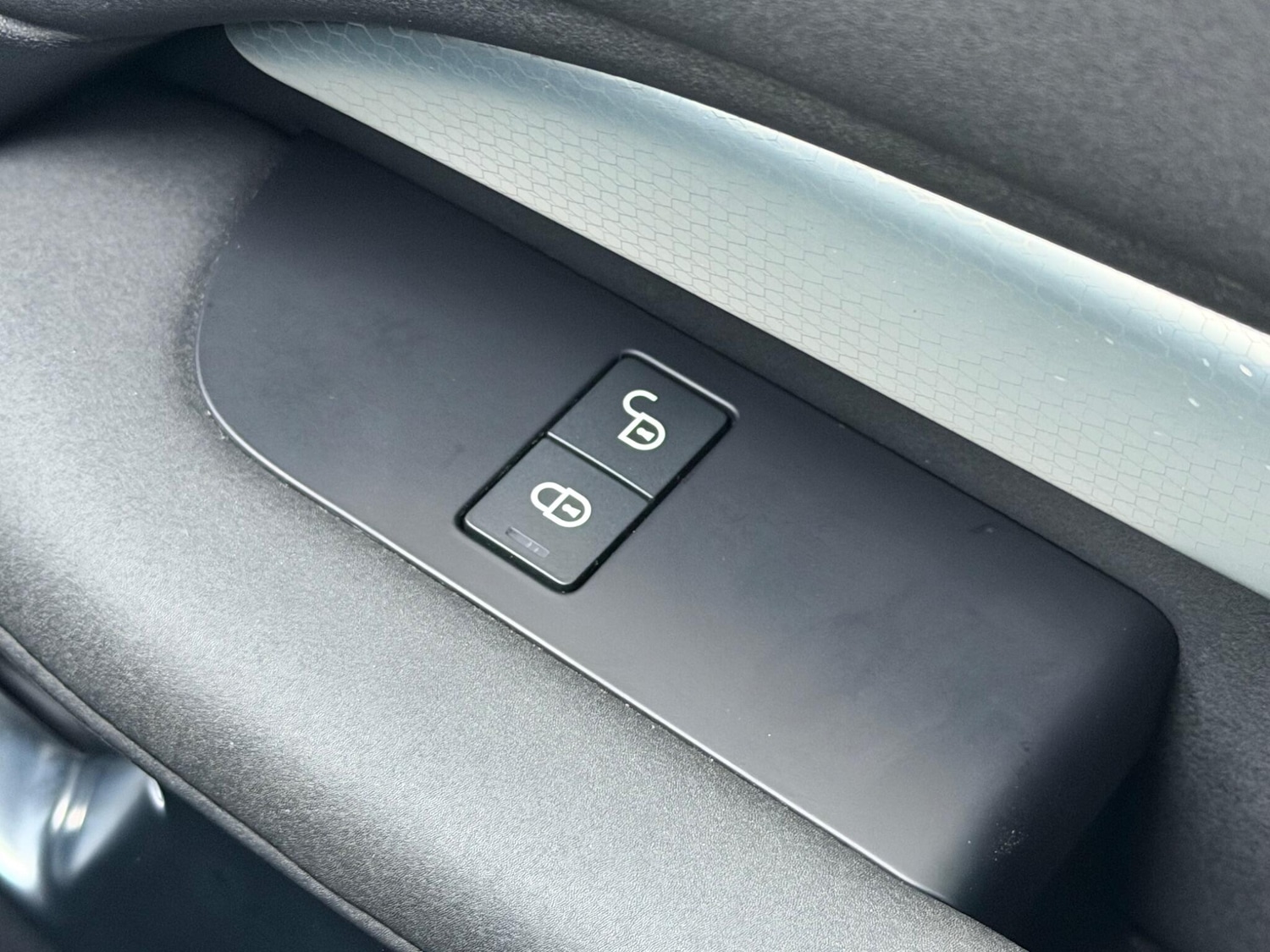 Used Land Rover Discovery 2020 for sale - 77468150: Photo 53