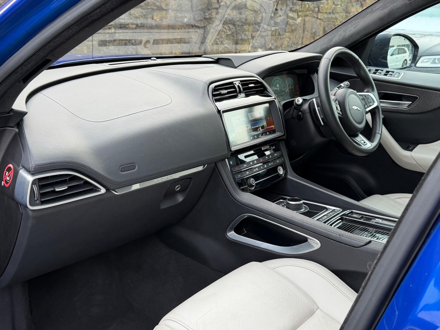 Used Jaguar F-Pace 2016 for sale - 77144283: Photo 14