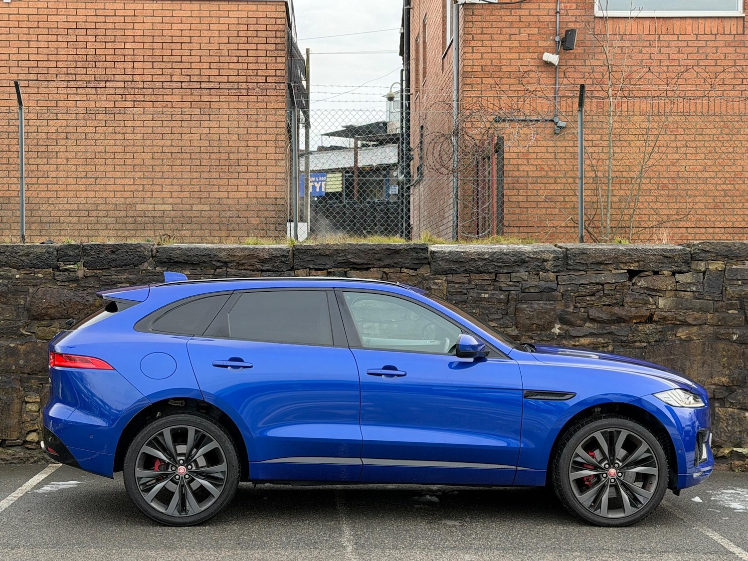 Used Jaguar F-Pace 2016 for sale - 77144283: Photo 8