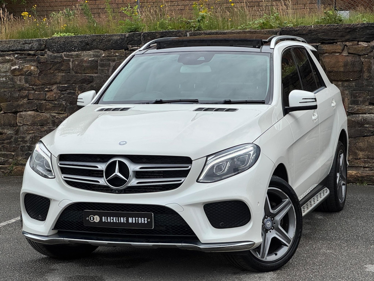 Used Mercedes-Benz GLE 2017 for sale - 76161063: Photo 3