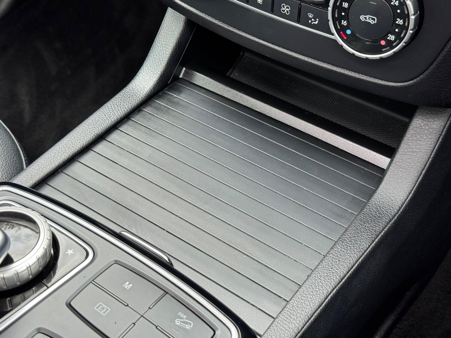 Used Mercedes-Benz GLE 2017 for sale - 76161063: Photo 41