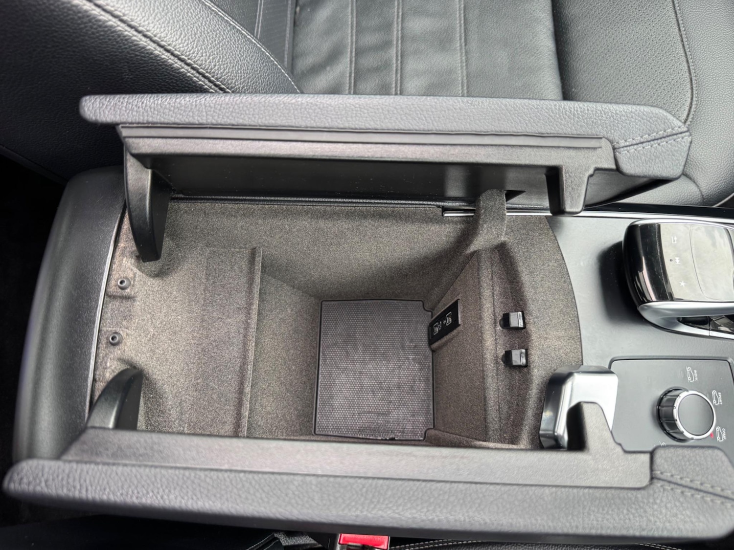 Used Mercedes-Benz GLE 2017 for sale - 76161063: Photo 47