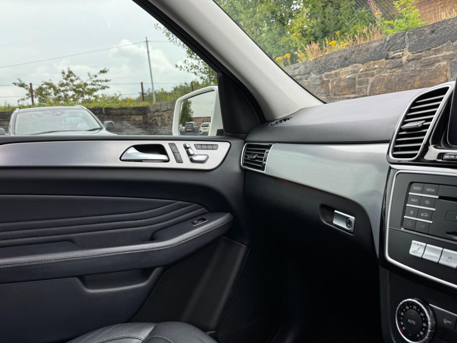 Used Mercedes-Benz GLE 2017 for sale - 76161063: Photo 53