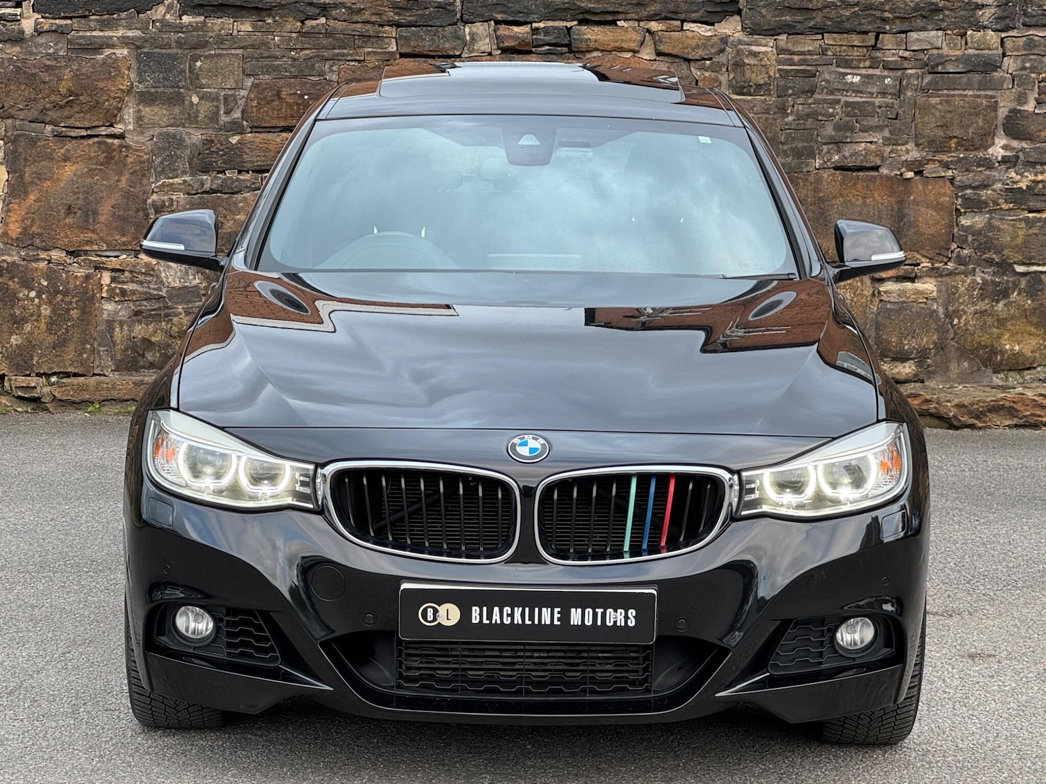 Used BMW 3 Series 2016 for sale - 76990465: Photo 2