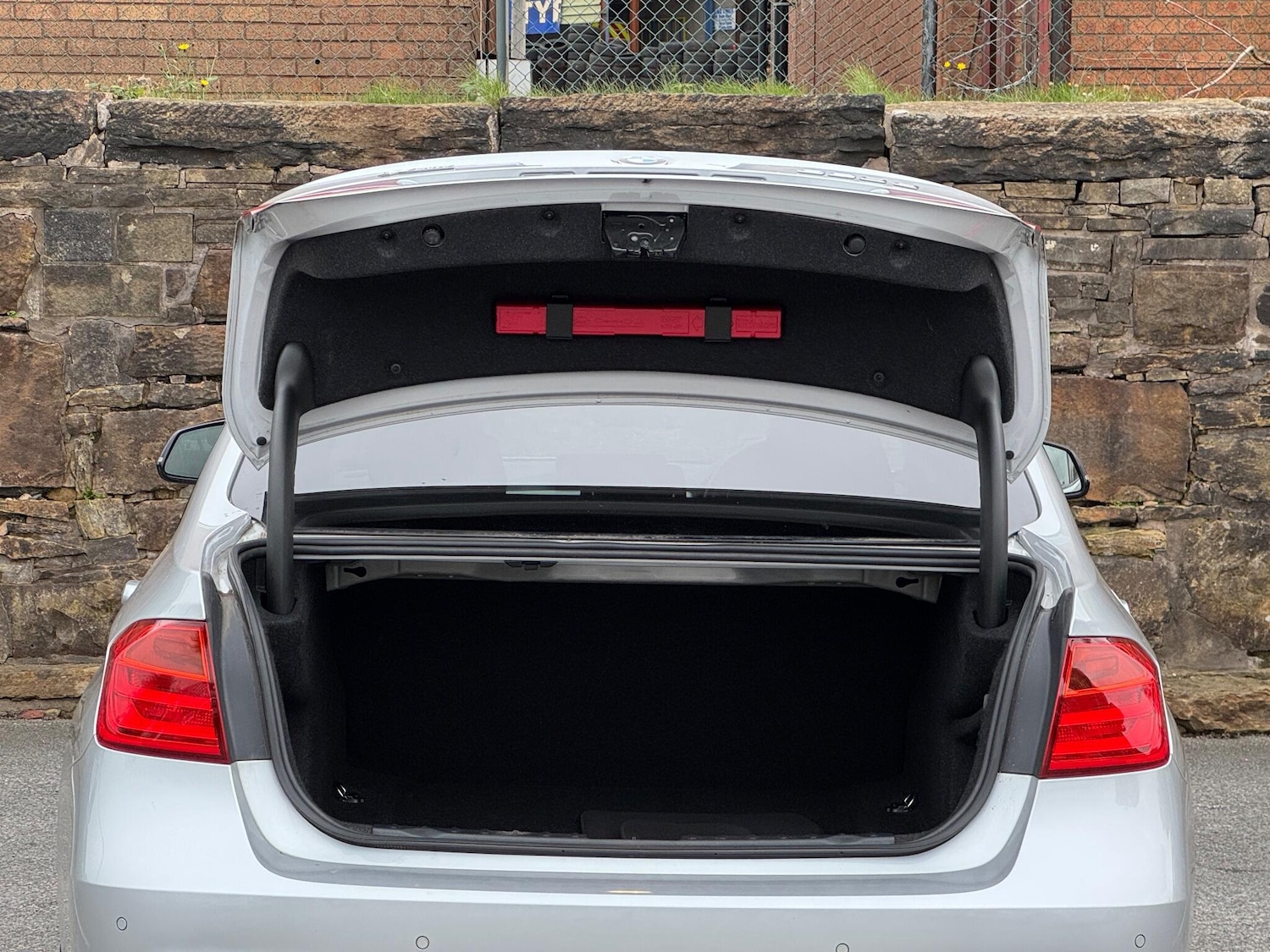 Used BMW 3 Series 2015 for sale - 76227656: Photo 21