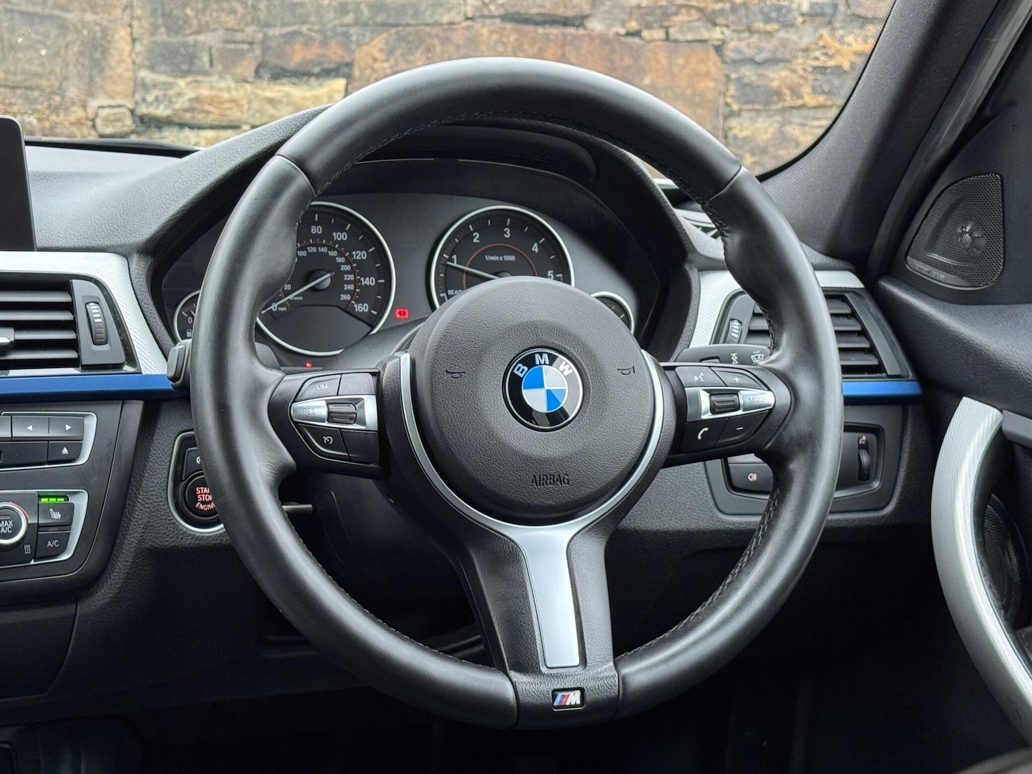 Used BMW 3 Series 2015 for sale - 76227656: Photo 24