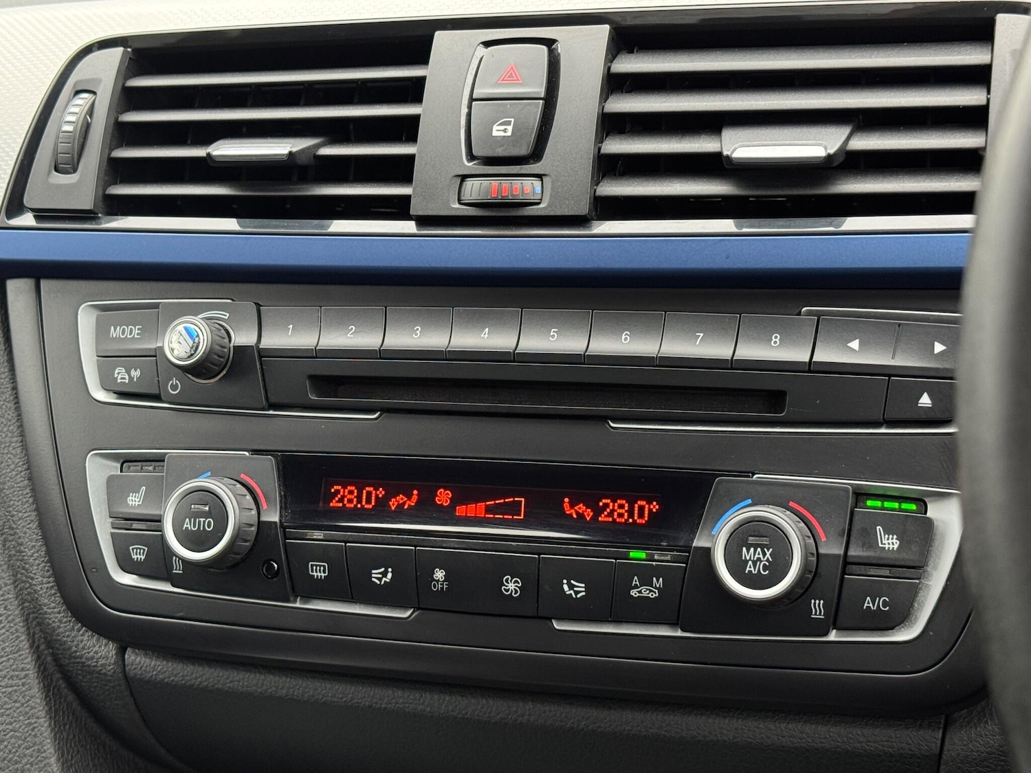 Used BMW 3 Series 2015 for sale - 76227656: Photo 37