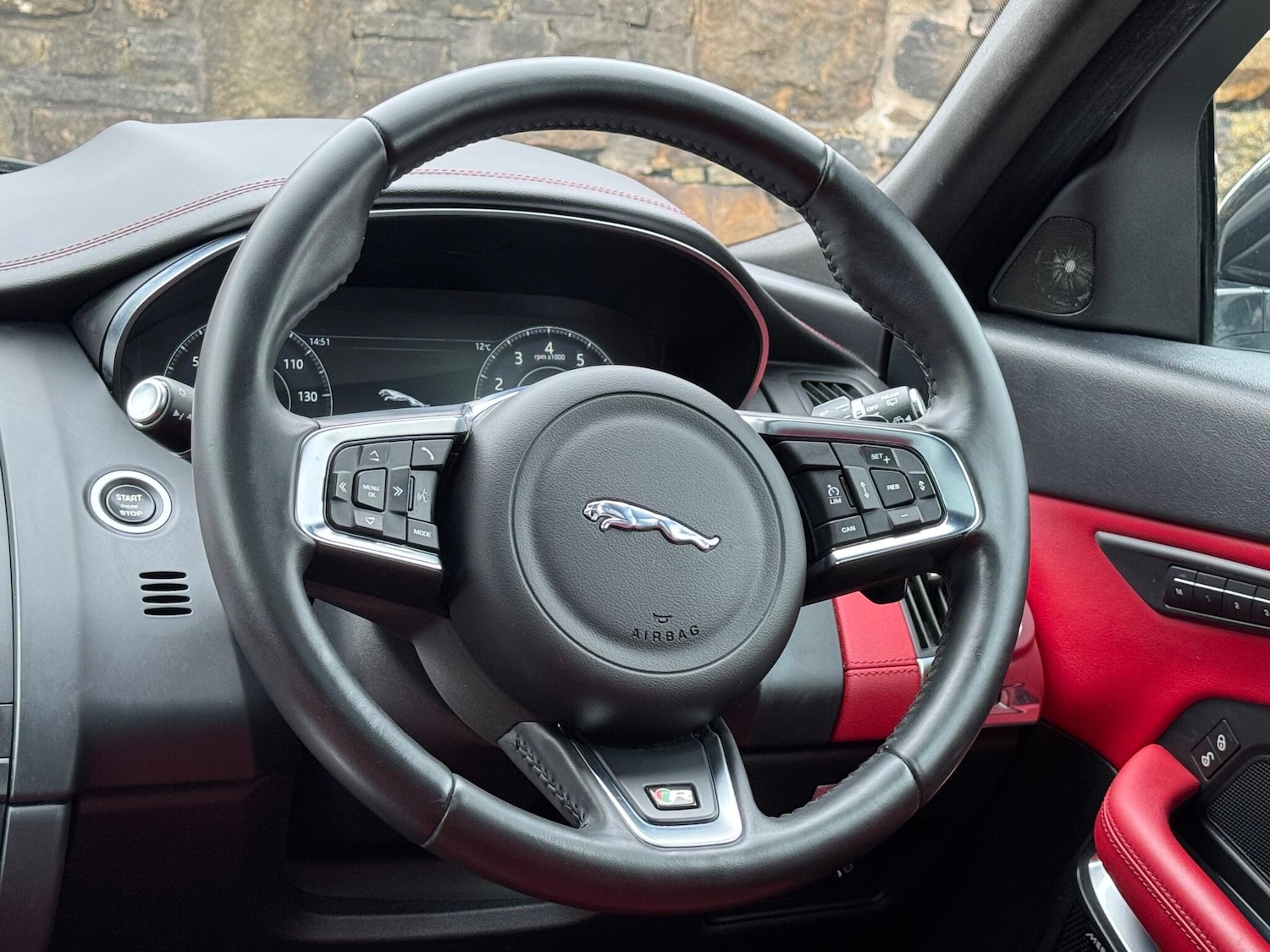 Used Jaguar E-Pace 2018 for sale - 76990295: Photo 26