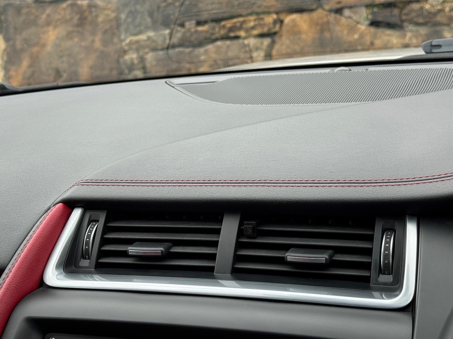 Used Jaguar E-Pace 2018 for sale - 76990295: Photo 30