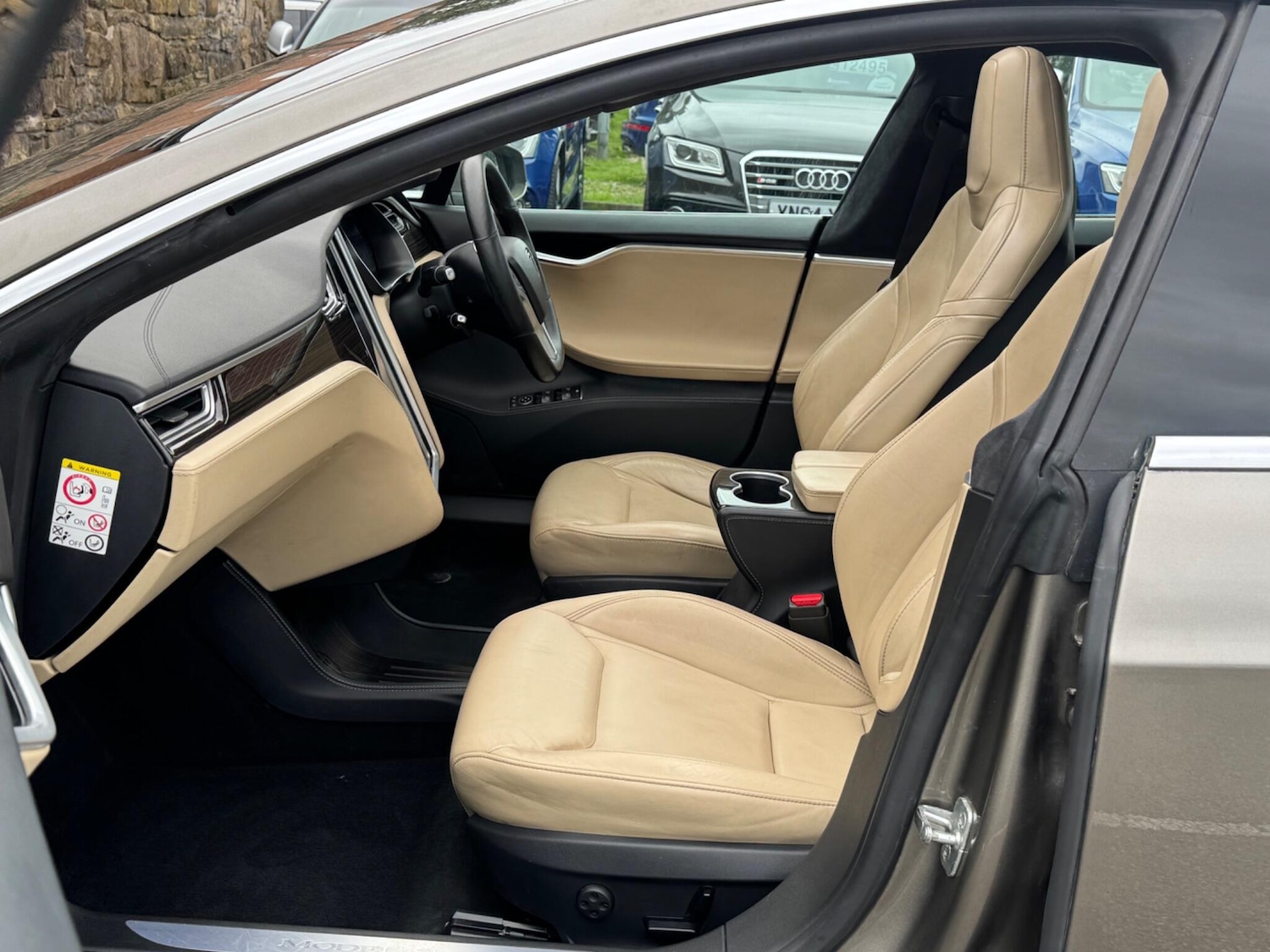 Used Tesla Model S 2016 for sale - 76161044: Photo 17