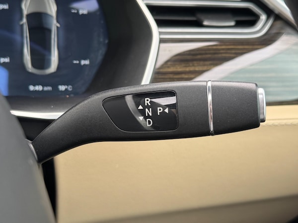 Used Tesla Model S 2016 for sale - 76161044: Photo 45