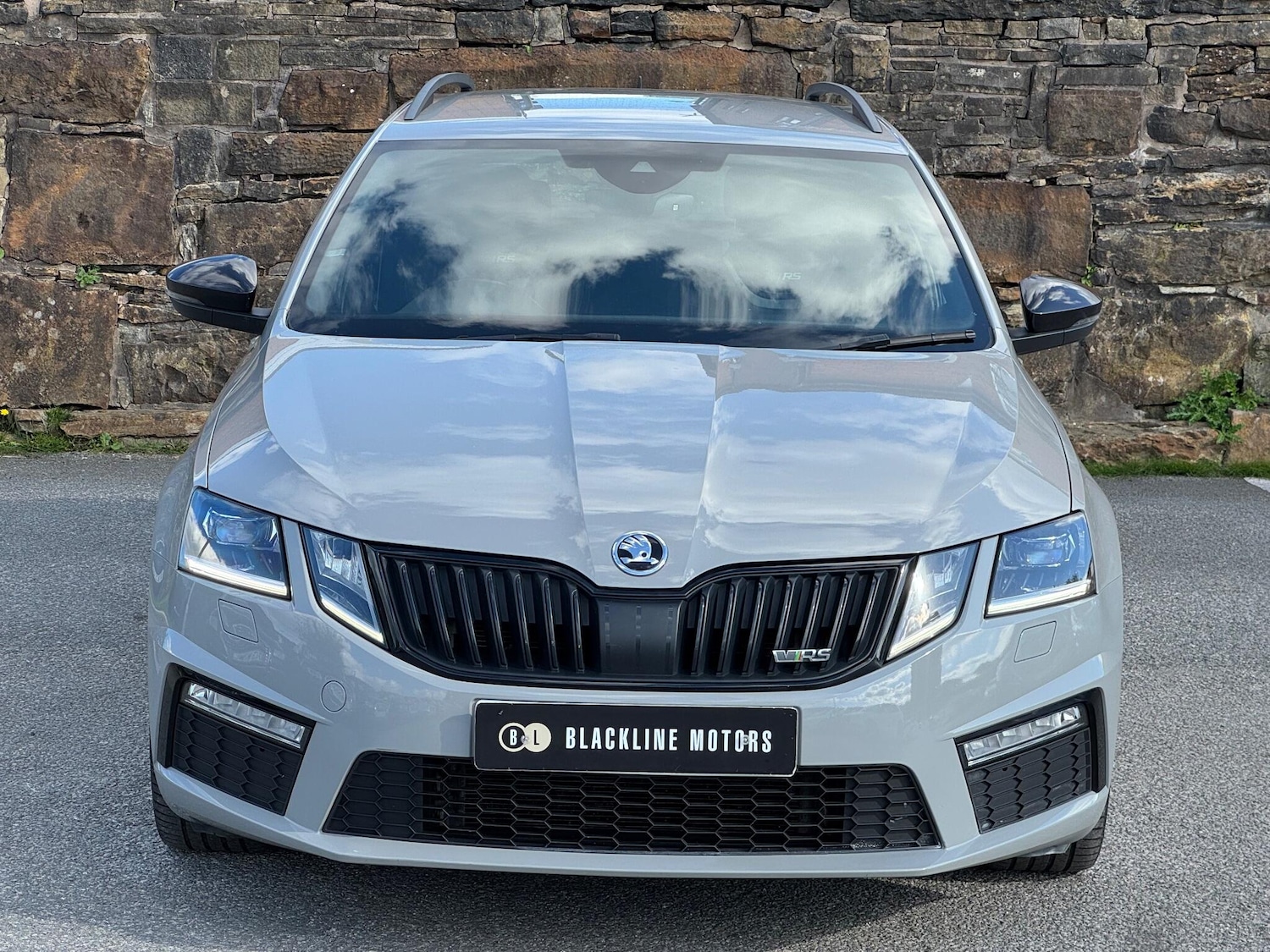 Used Skoda Octavia 2019 for sale - 76161036: Photo 2