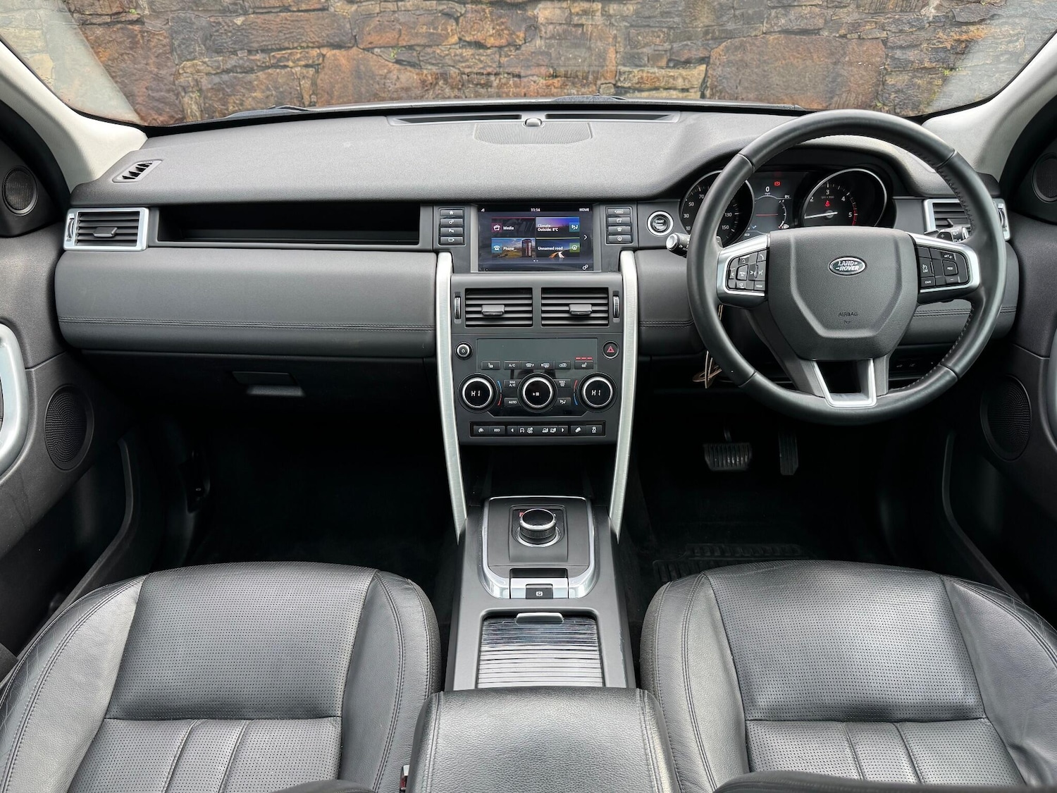 Used Land Rover Discovery Sport 2017 for sale - 76251254: Photo 10