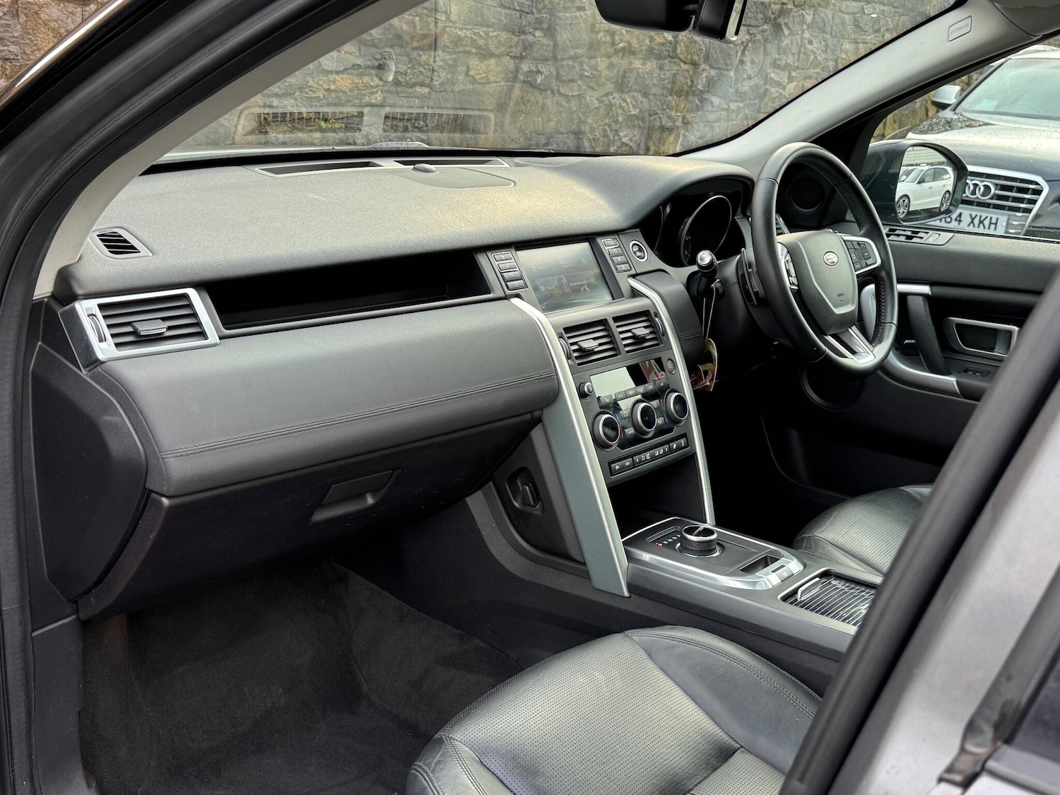 Used Land Rover Discovery Sport 2017 for sale - 76251254: Photo 13