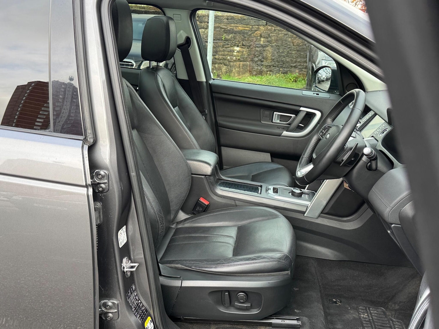 Used Land Rover Discovery Sport 2017 for sale - 76251254: Photo 14