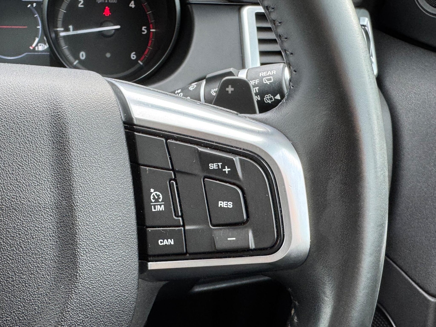 Used Land Rover Discovery Sport 2017 for sale - 76251254: Photo 25