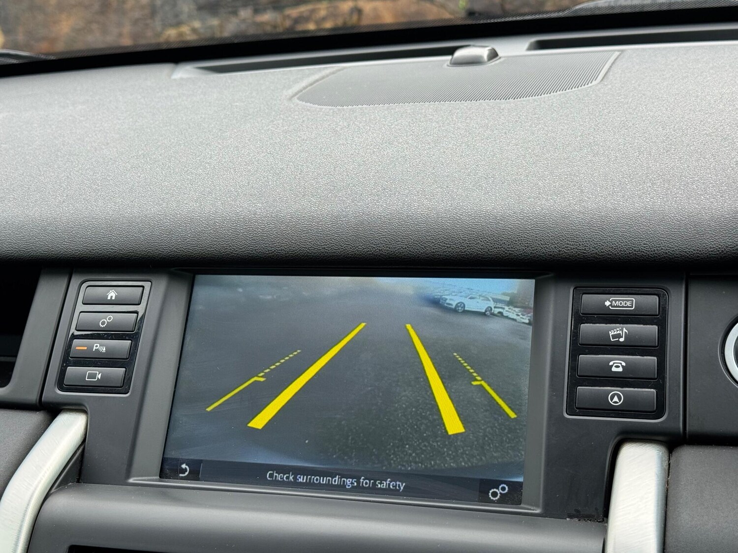 Used Land Rover Discovery Sport 2017 for sale - 76251254: Photo 33