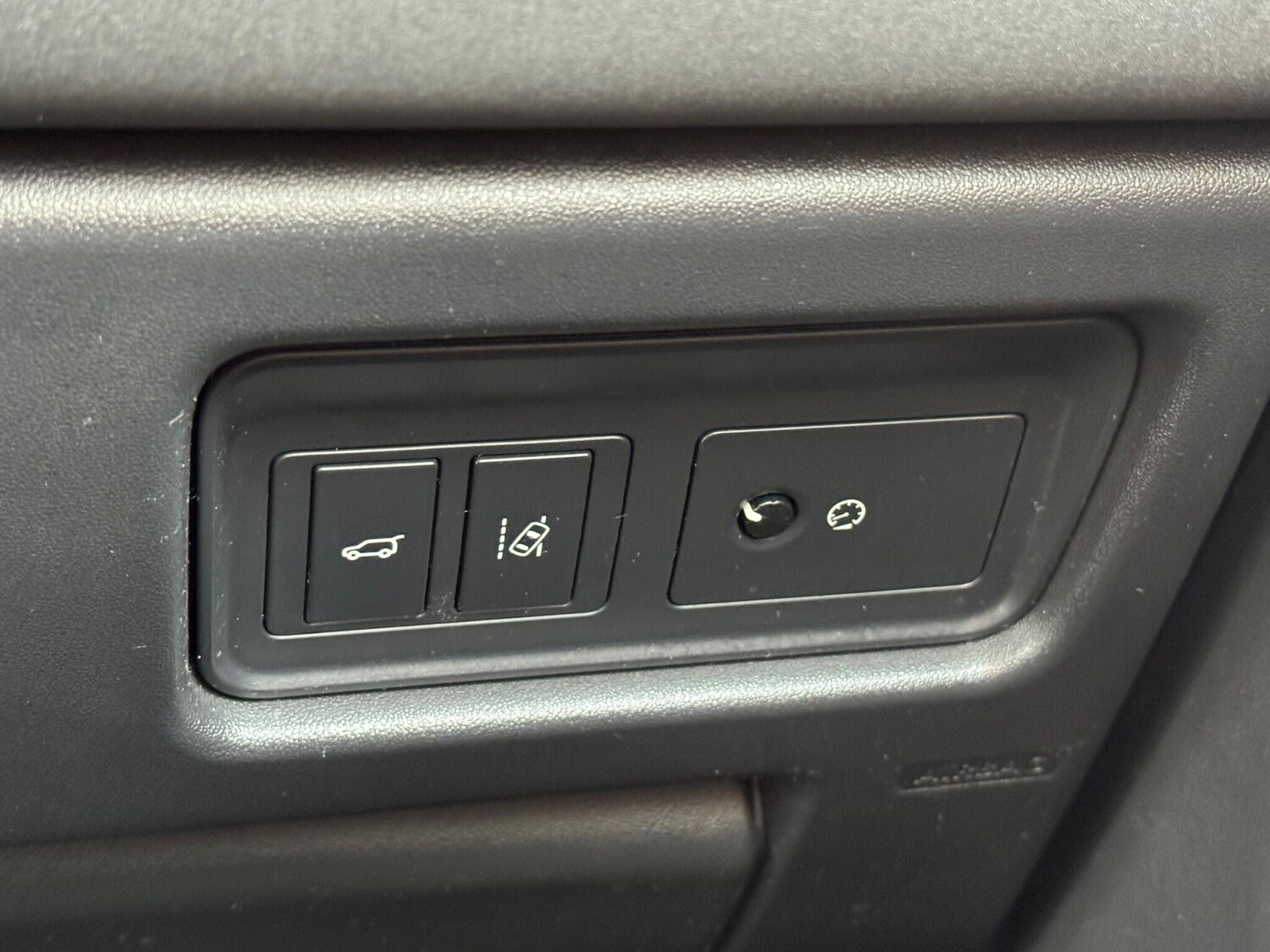 Used Land Rover Discovery Sport 2017 for sale - 76251254: Photo 45