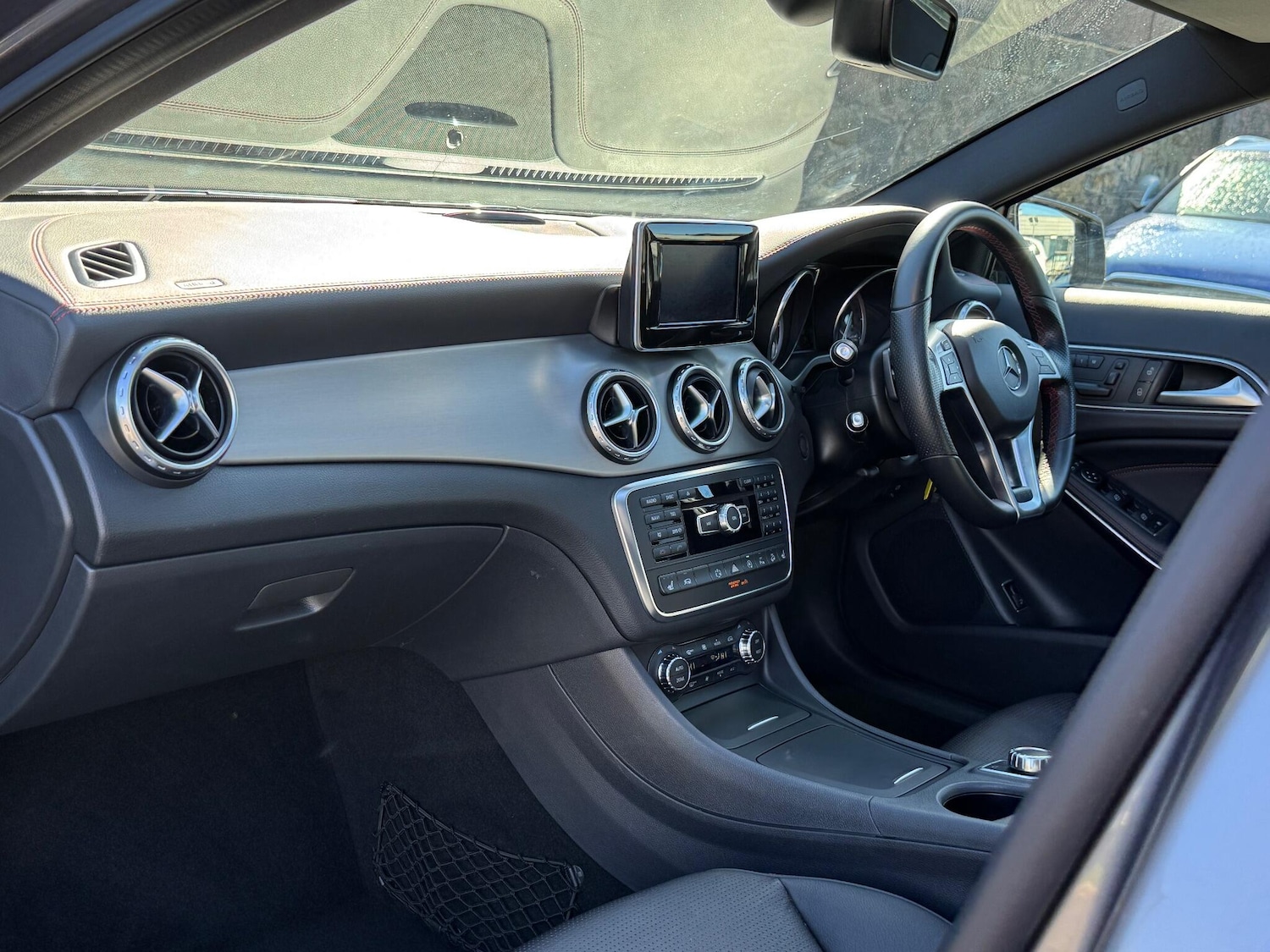 Used Mercedes-Benz GLA 2015 for sale - 76161024: Photo 15
