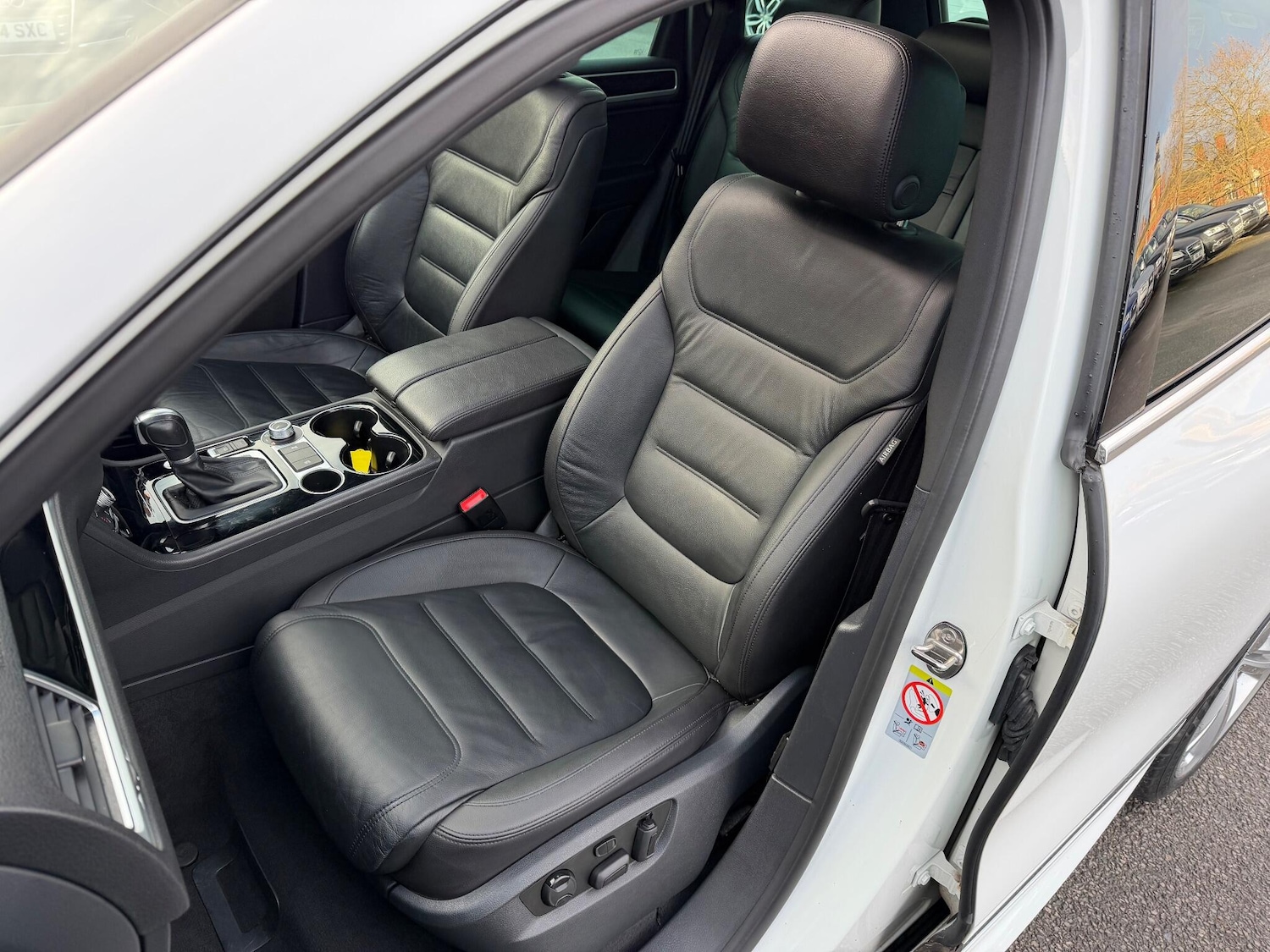 Used Volkswagen Touareg 2018 for sale - 76992177: Photo 19