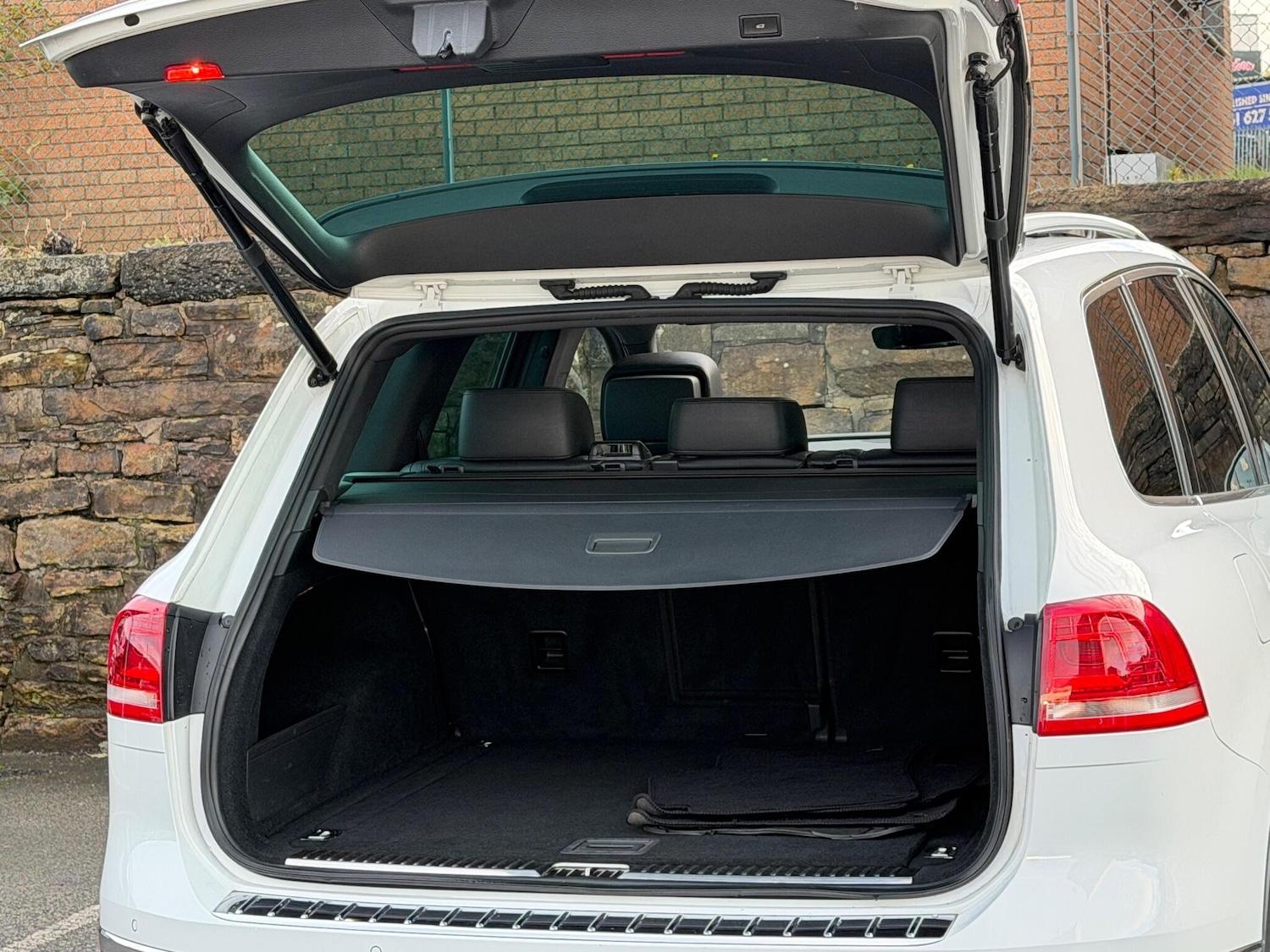 Used Volkswagen Touareg 2018 for sale - 76992177: Photo 22