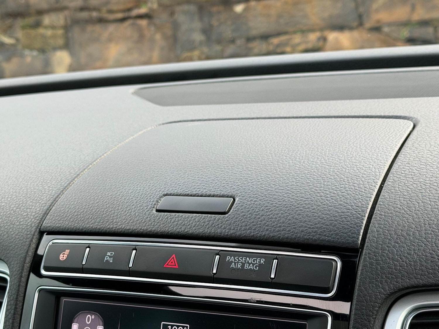 Used Volkswagen Touareg 2018 for sale - 76992177: Photo 31