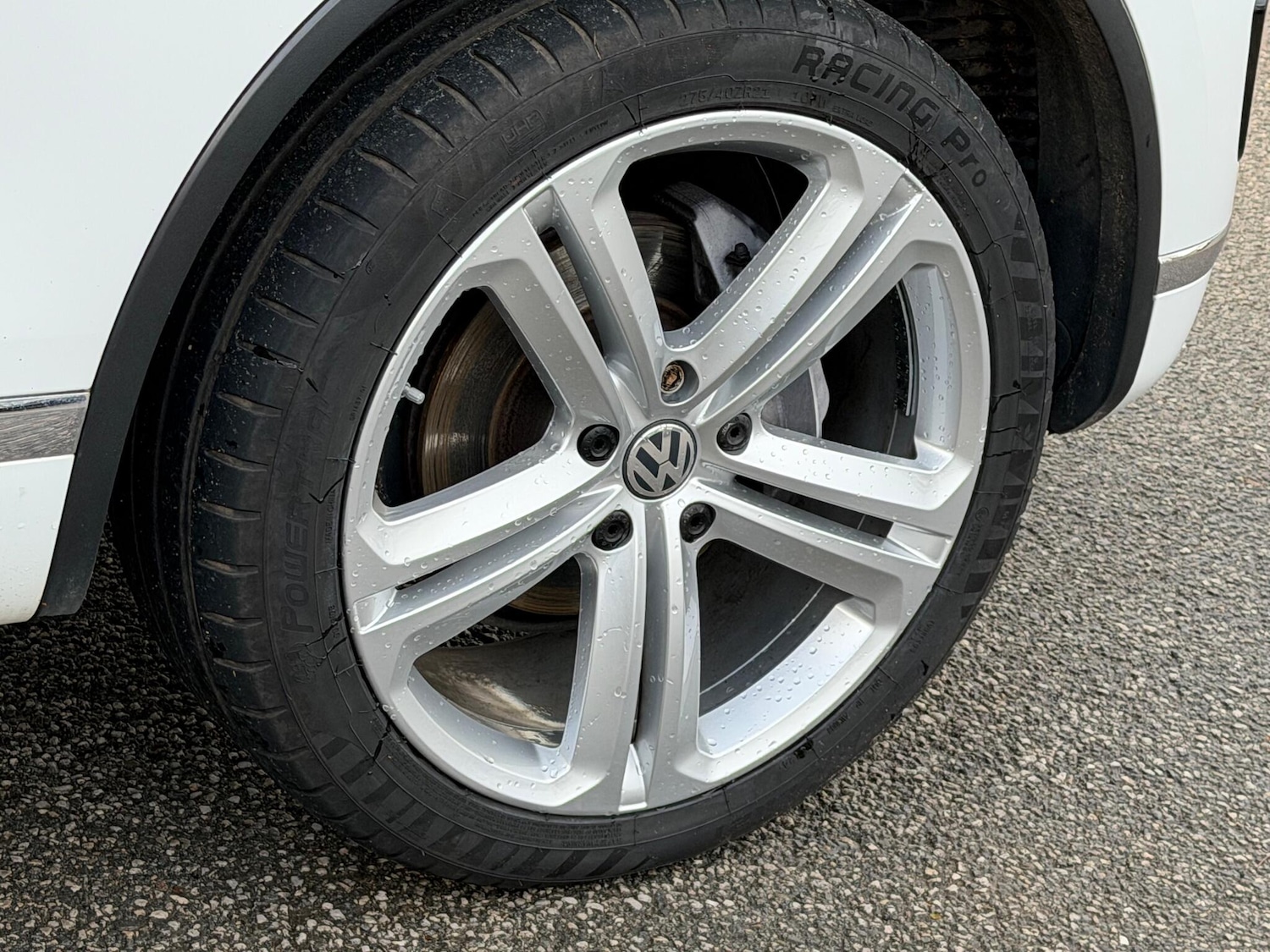 Used Volkswagen Touareg 2018 for sale - 76992177: Photo 42