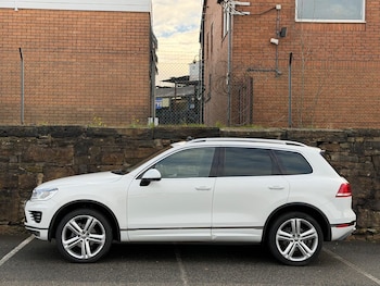 Used Volkswagen Touareg 2018 for sale - 76992177: Photo