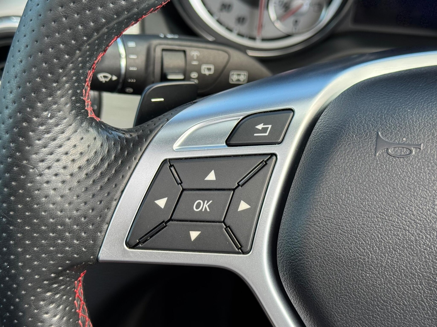 Used Mercedes-Benz GLA 2015 for sale - 76988885: Photo 29