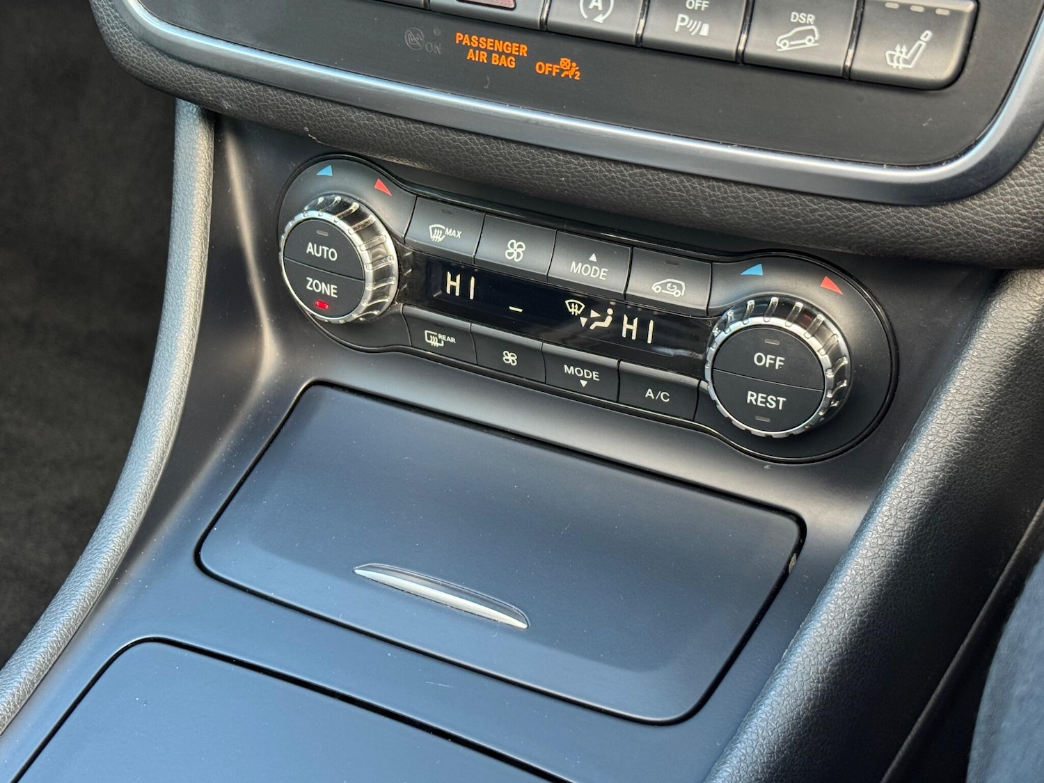 Used Mercedes-Benz GLA 2015 for sale - 76988885: Photo 36