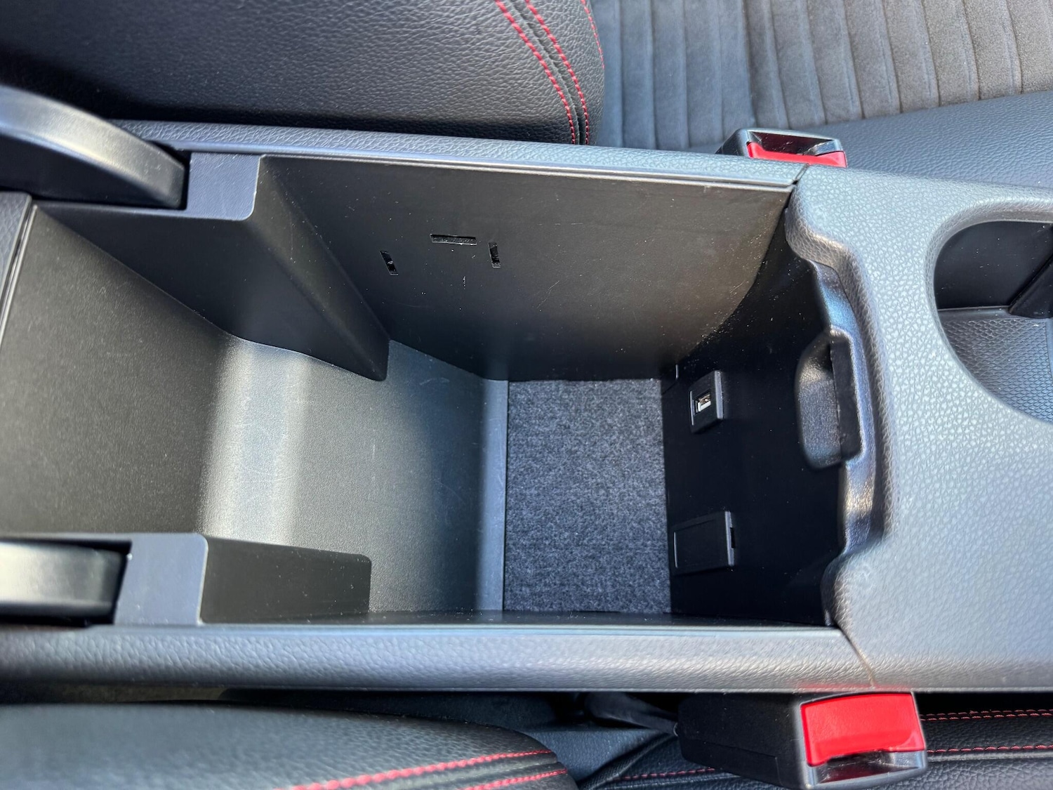 Used Mercedes-Benz GLA 2015 for sale - 76988885: Photo 41