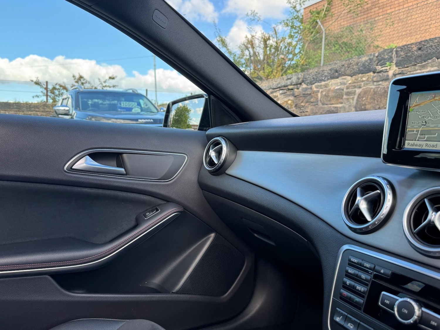 Used Mercedes-Benz GLA 2015 for sale - 76988885: Photo 45