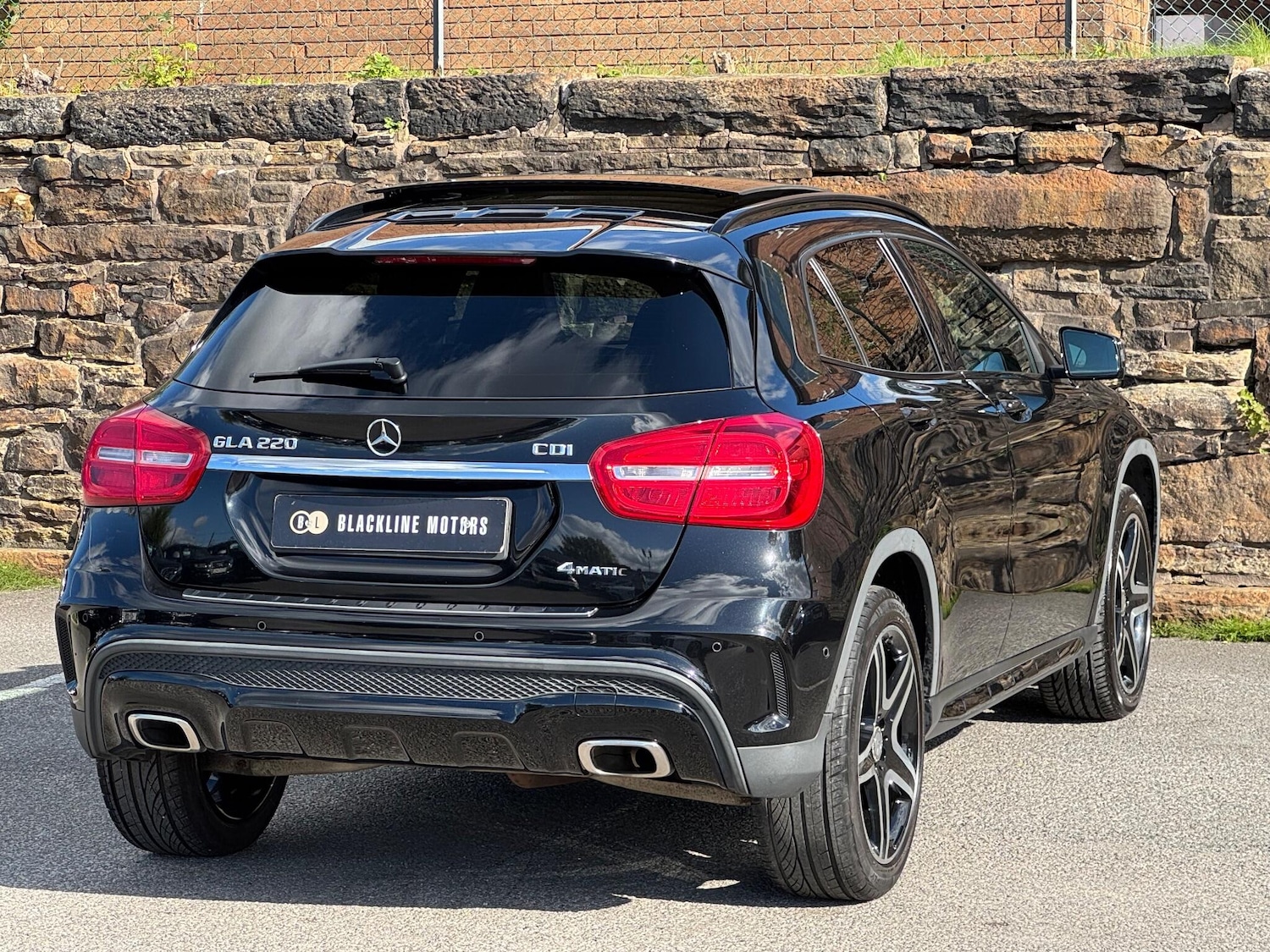 Used Mercedes-Benz GLA 2015 for sale - 76988885: Photo 7