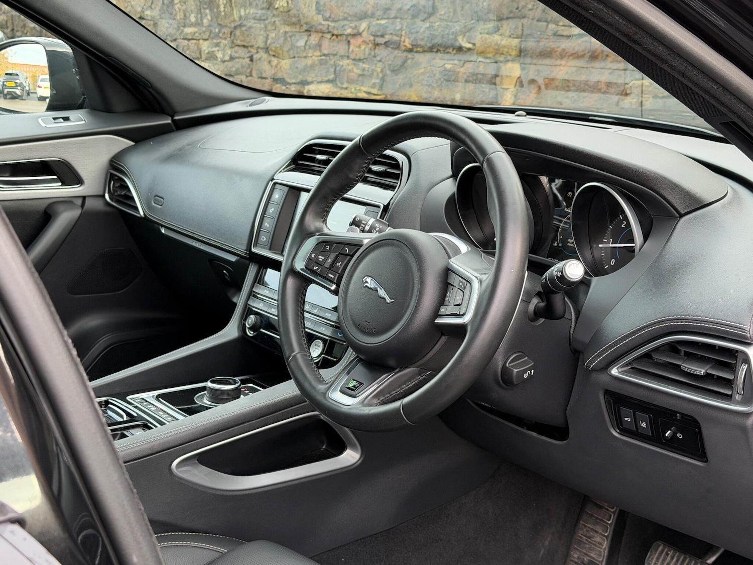 Used Jaguar F-Pace for sale - 76995420: Photo 12