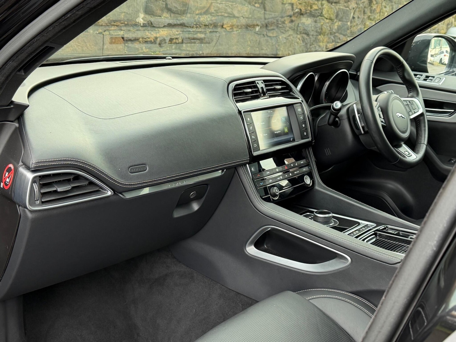 Used Jaguar F-Pace for sale - 76995420: Photo 14