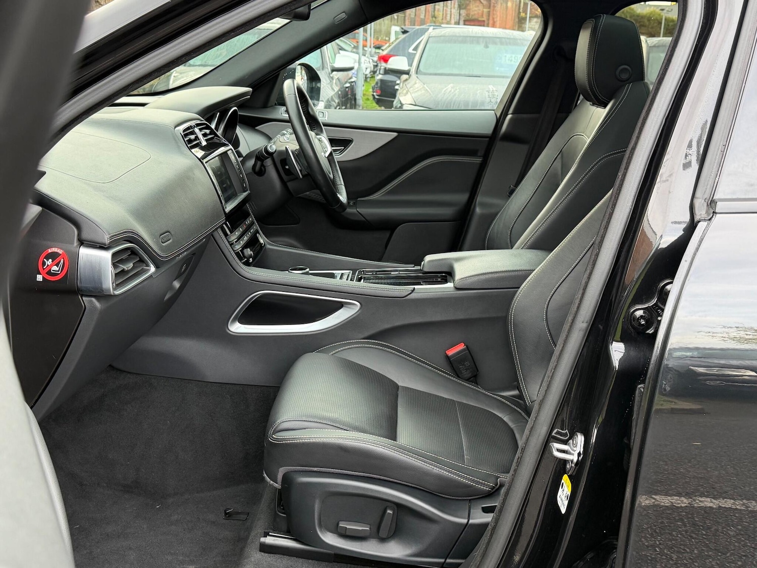 Used Jaguar F-Pace for sale - 76995420: Photo 16