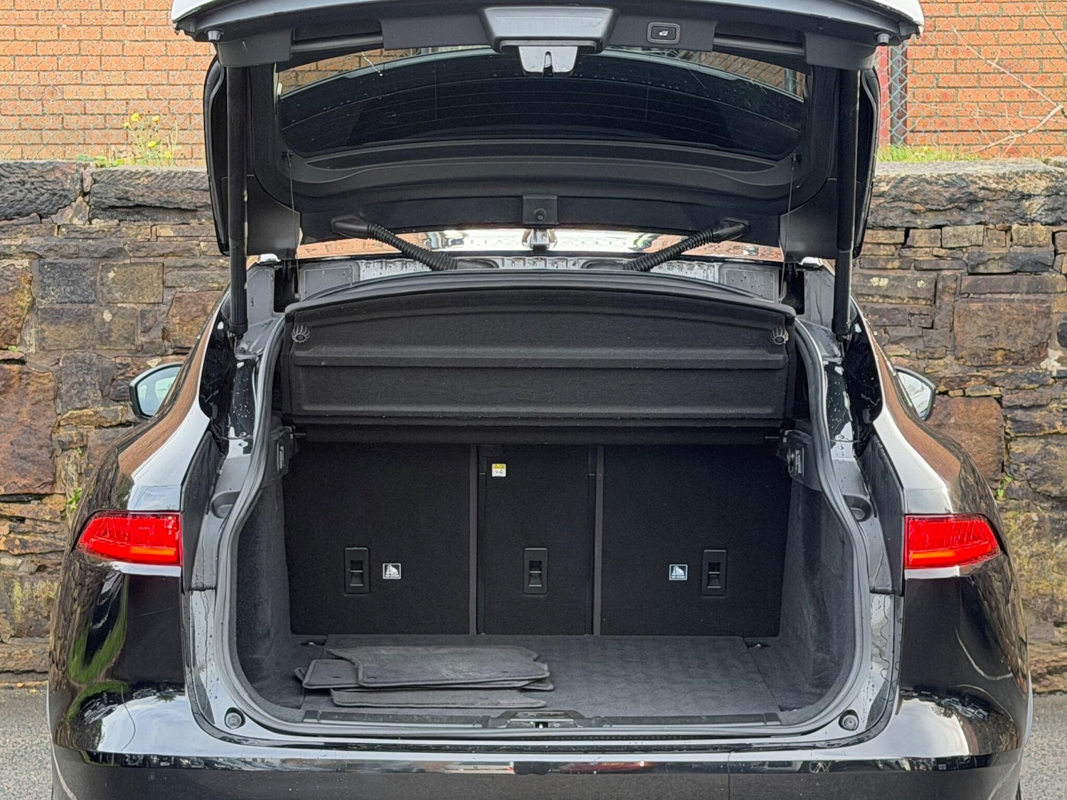 Used Jaguar F-Pace for sale - 76995420: Photo 22