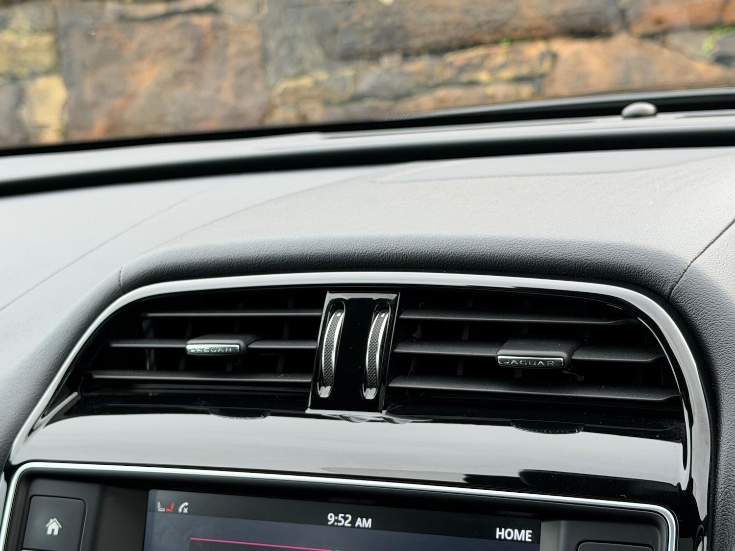 Used Jaguar F-Pace for sale - 76995420: Photo 30