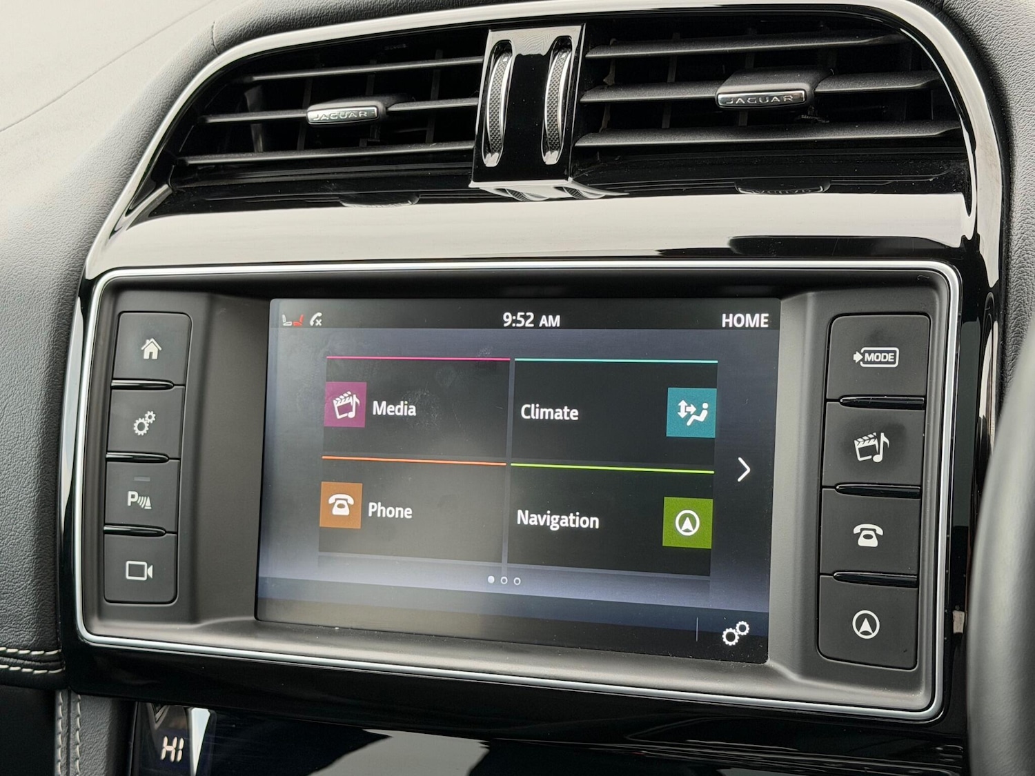 Used Jaguar F-Pace for sale - 76995420: Photo 31