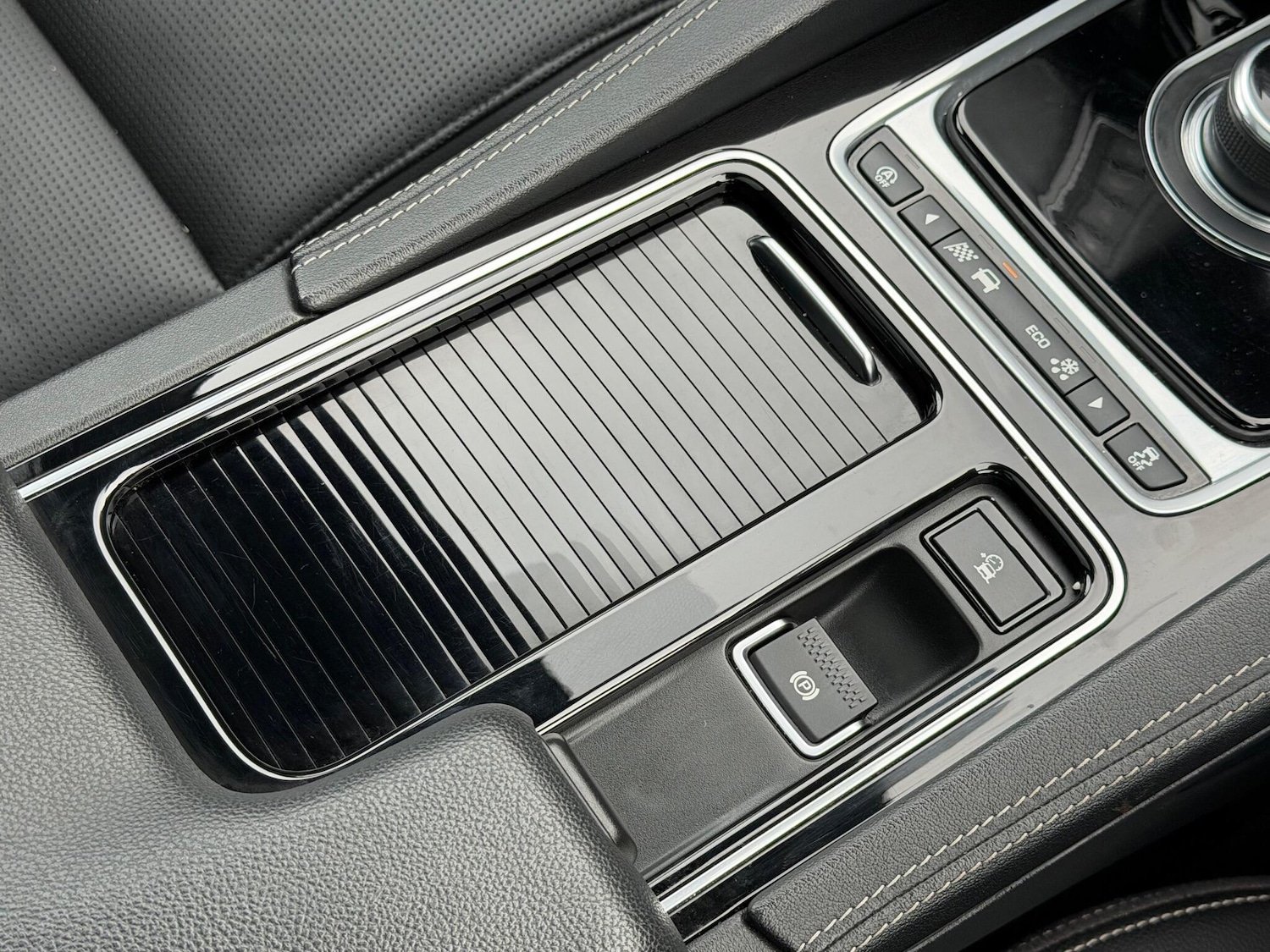 Used Jaguar F-Pace for sale - 76995420: Photo 36