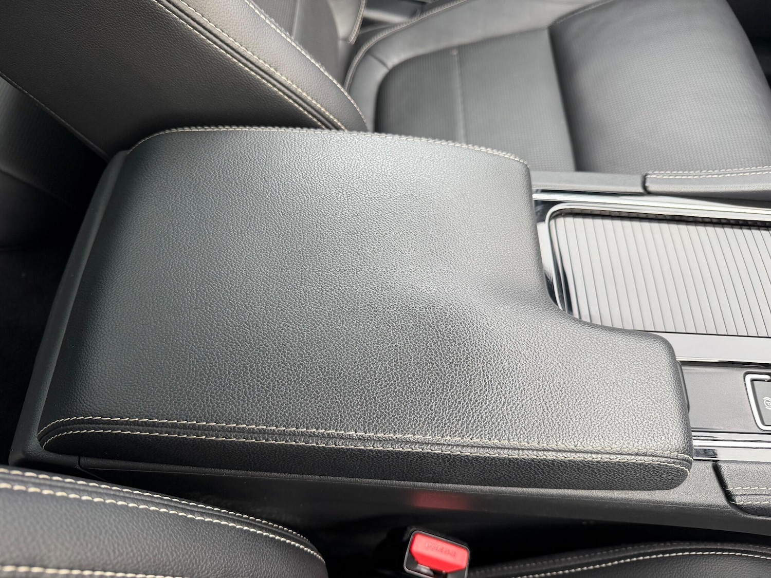 Used Jaguar F-Pace for sale - 76995420: Photo 44