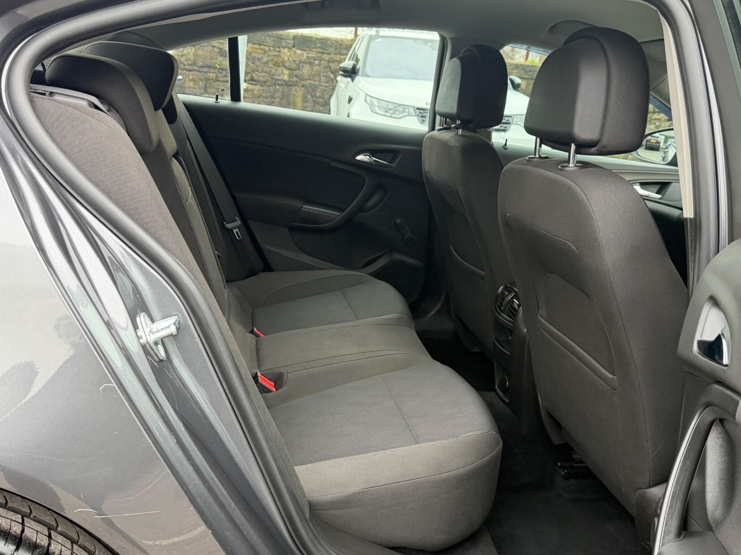 Used Vauxhall Insignia 2010 for sale - 77658162: Photo 17