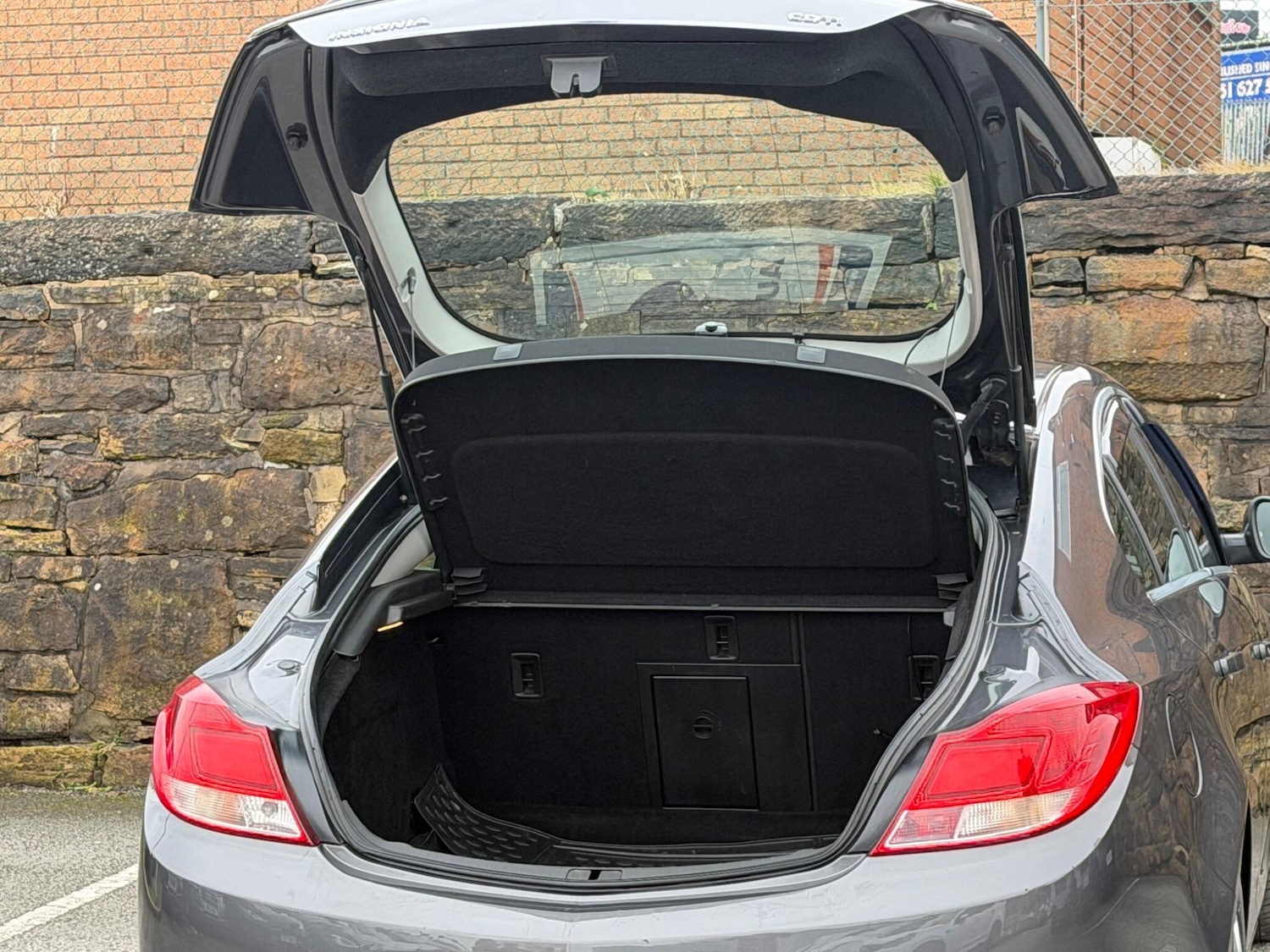 Used Vauxhall Insignia 2010 for sale - 77658162: Photo 18